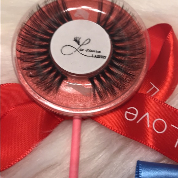 Lollipop Lash - Picture 4 of 4